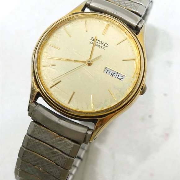 Seiko Two-Tone Quartz Watch with Date Display. Vintage - Picture 2 of 4